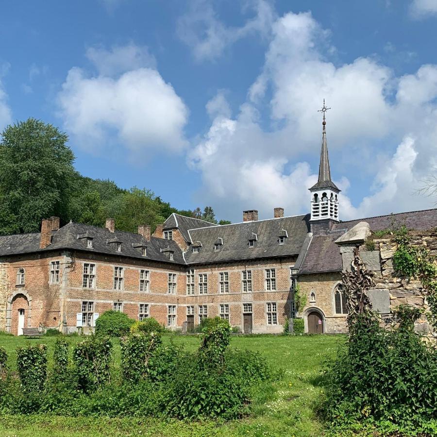 נמור La Porterie De L'Abbaye De Marche Les Dames מראה חיצוני תמונה