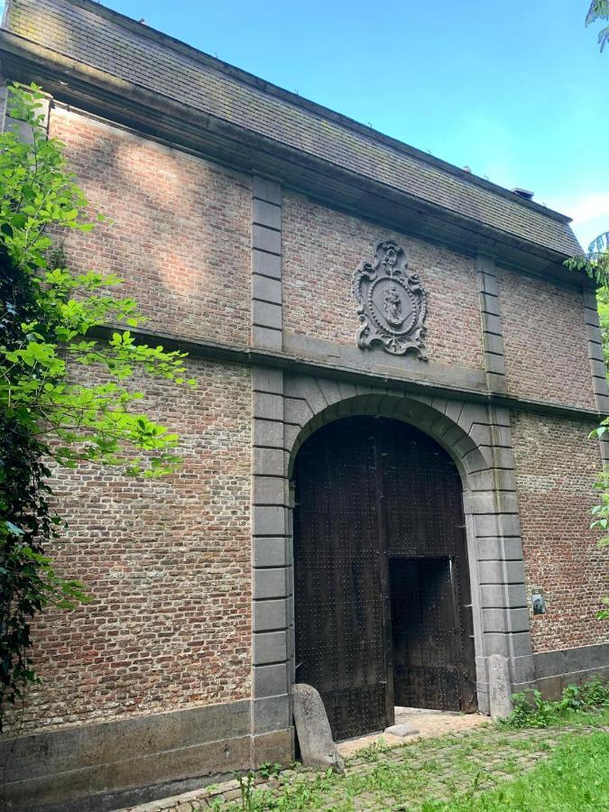 נמור La Porterie De L'Abbaye De Marche Les Dames מראה חיצוני תמונה