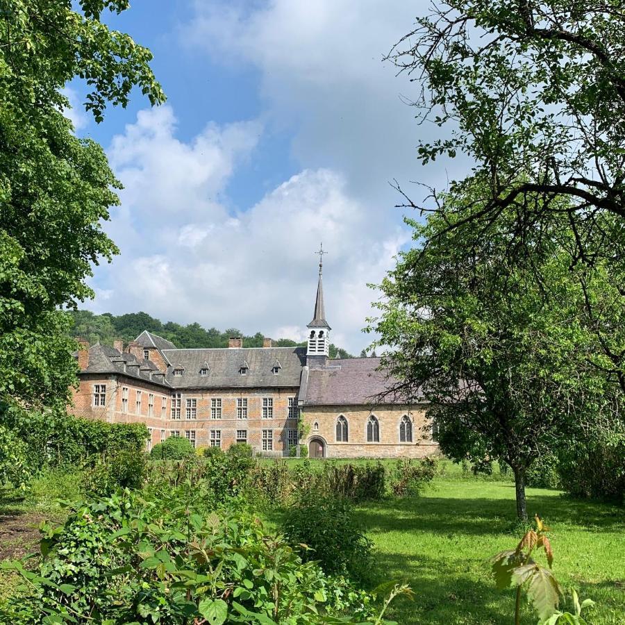 נמור La Porterie De L'Abbaye De Marche Les Dames מראה חיצוני תמונה